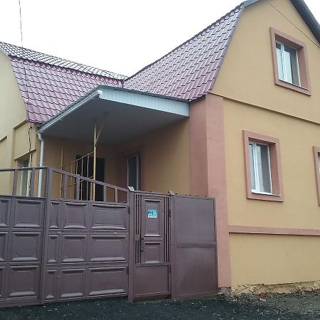 Hostel 777 Kharkiv Bagian luar foto