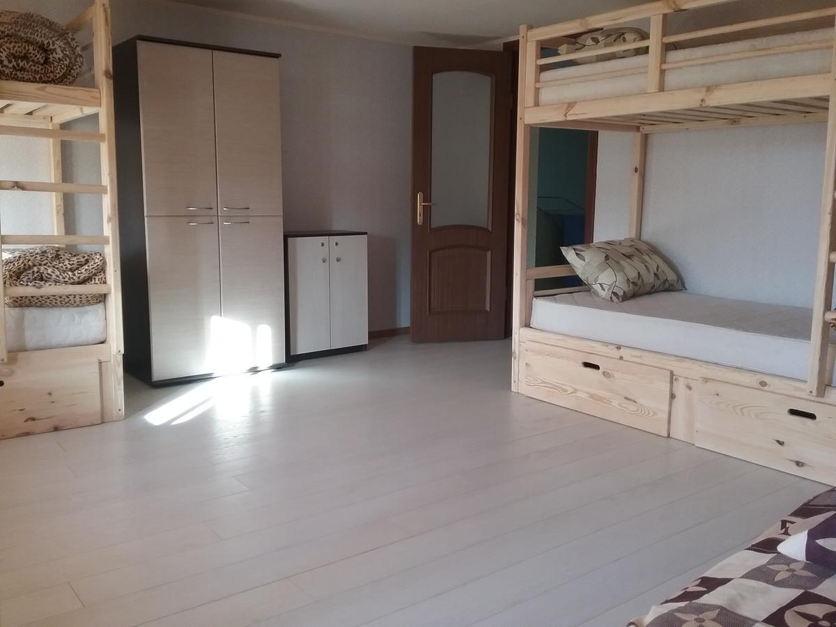Hostel 777 Kharkiv Bagian luar foto
