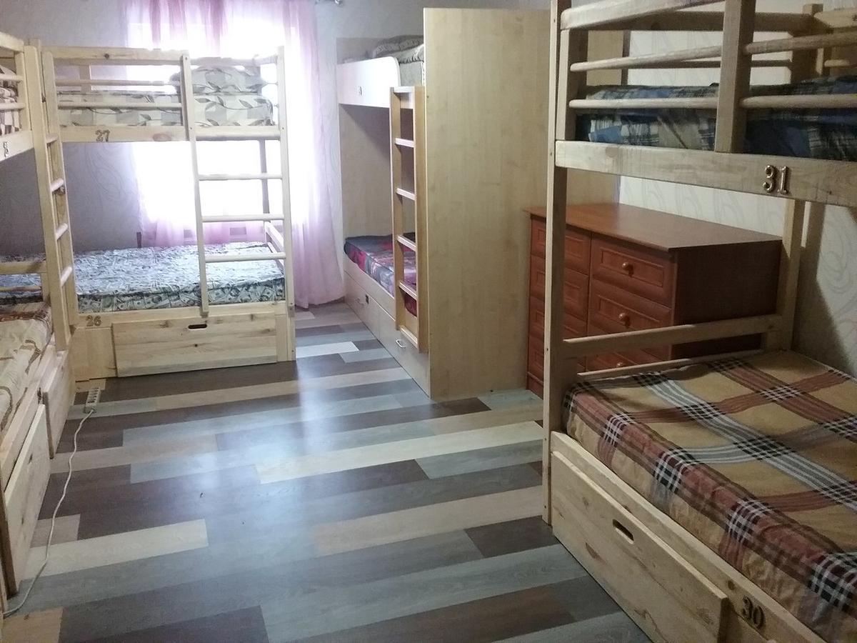 Hostel 777 Kharkiv Bagian luar foto